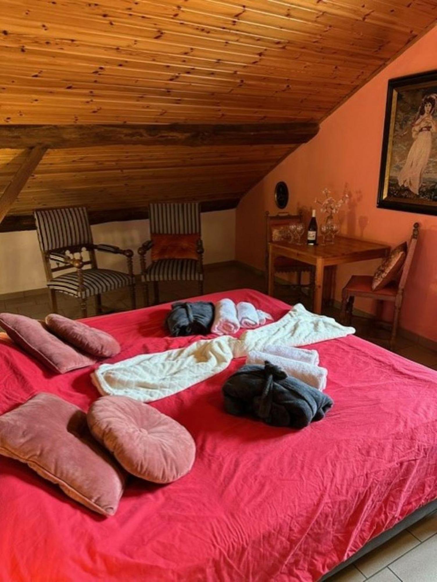 B&B Foret D'Animaux Бульон Экстерьер фото